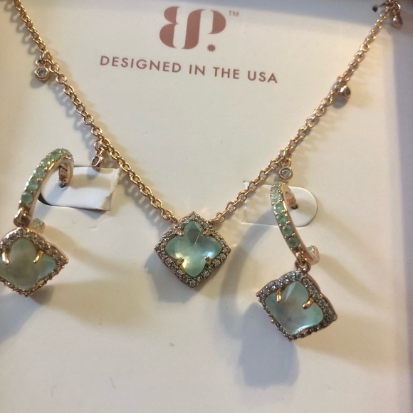 Bomb Party Simply Sets - Picture 2 of 4